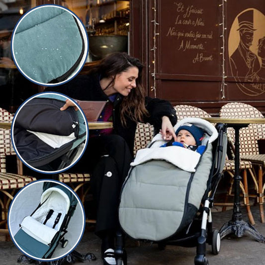 Bébé confortablement installé dans la chancelière Babyzen YOYO en plein hiver-sphere de maman-nourrison