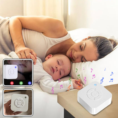 Bébé dormant paisiblement avec la sucette de sommeil allumée-sphere de maman-nourrison