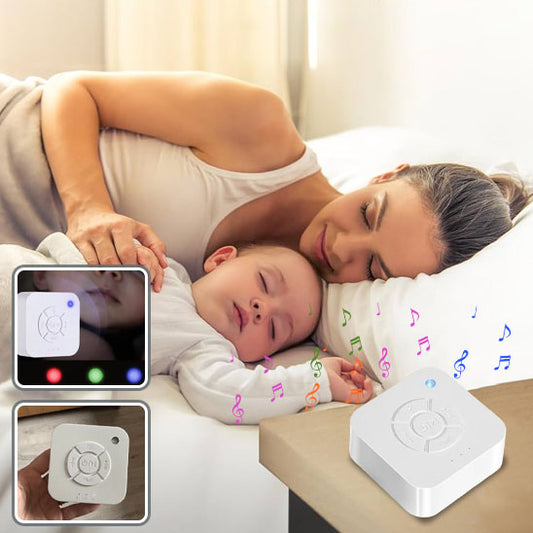 Bébé dormant paisiblement avec la sucette de sommeil allumée-sphere de maman-nourrison