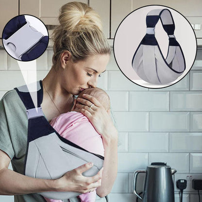Porte-bébé multifonctionnel porté sur la poitrine par une maman souriante-sphere de maman-nourrison