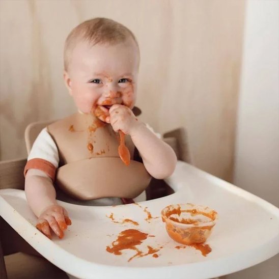  Bavoir bébé en silicone, réglable pour tous âges, anti-fuite, parfait pour la nourriture et la salive.
