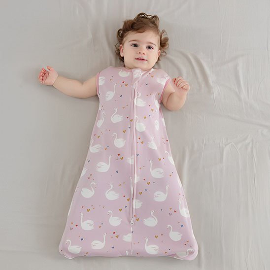 Gigoteuse bébé en coton léger, literie sécurisée pour nouveau-né.
