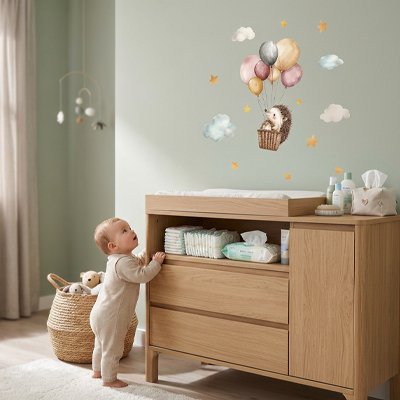 Stickers muraux original hérisson pour embellir chambre d’enfant ou espace commercial