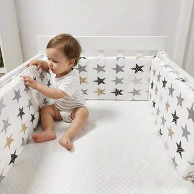 Tour de lit bébé rembourré épais, design étoiles nordiques moderne, pare-chocs protecteur avec fermeture éclair, coussin de protection complet 200 x 3